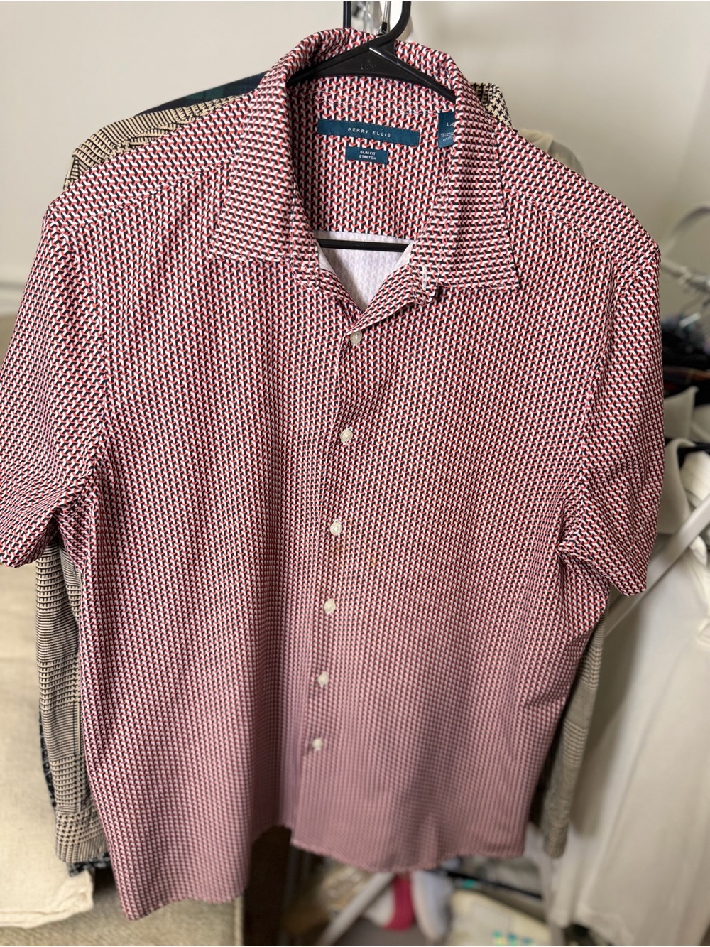 Perry Ellis Red Patterned Short-Sleeve Button-Up Shirt